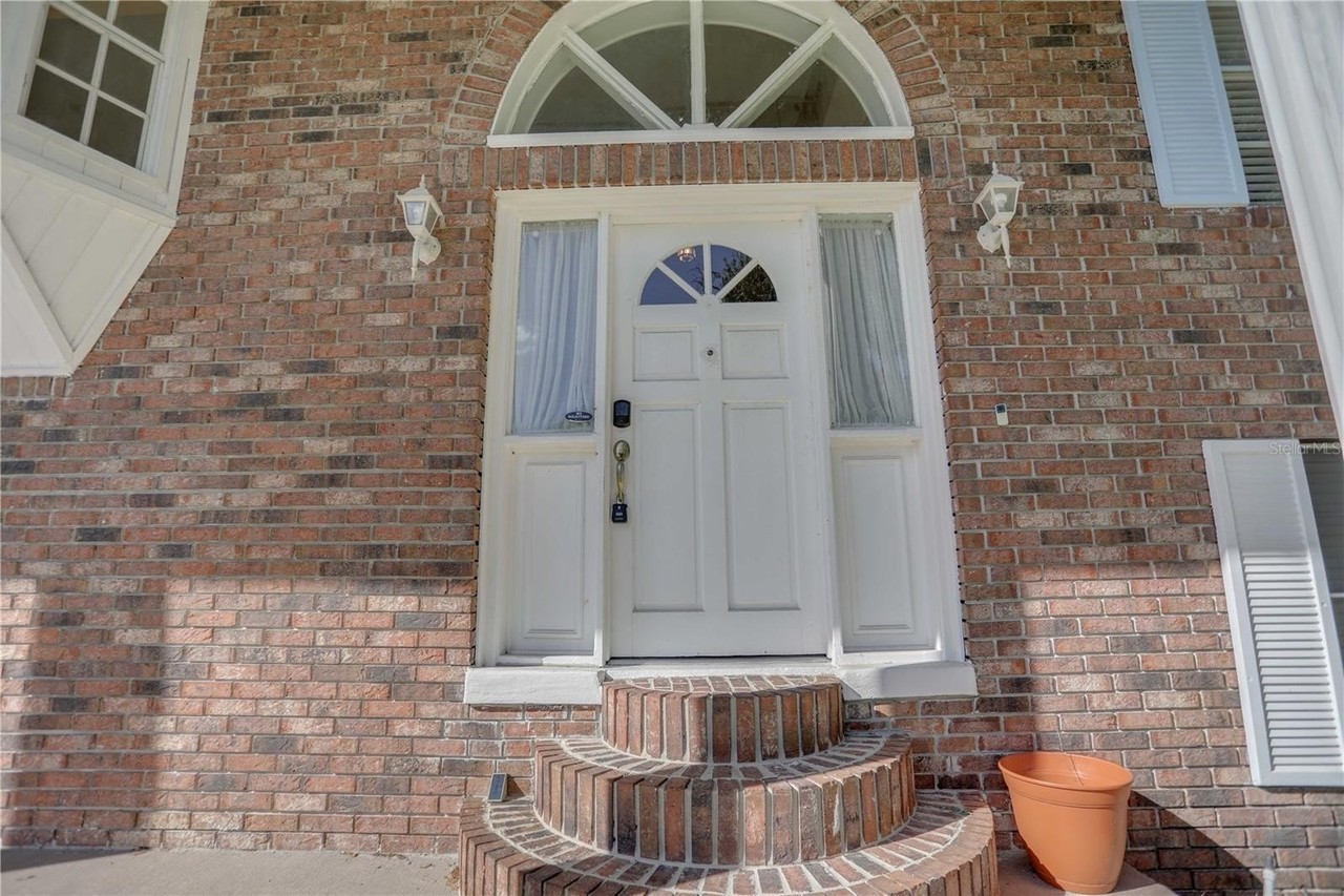 5212 Abelia Dr - Photo 3 of 48