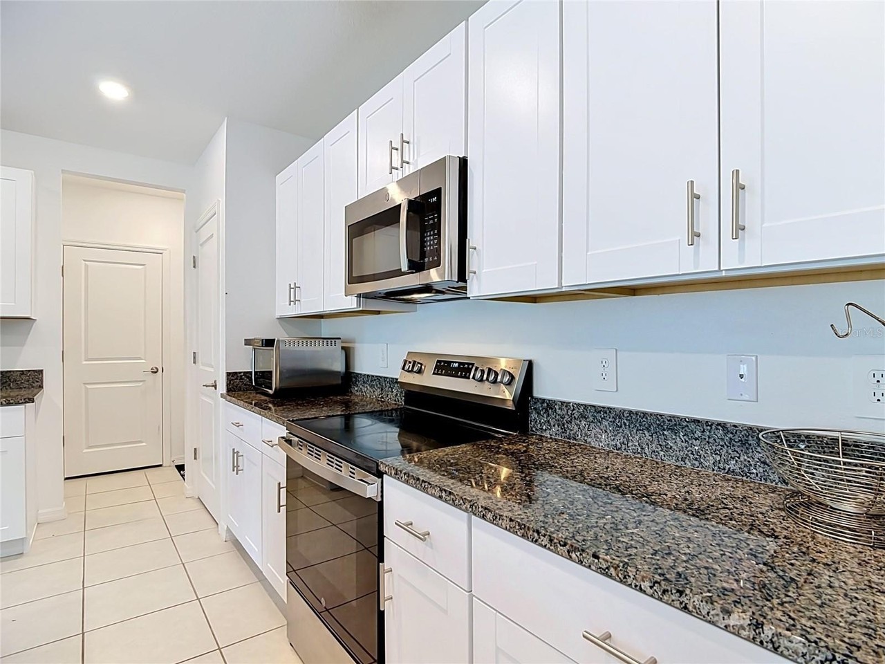 1633 Red Loop - Photo 5 of 50