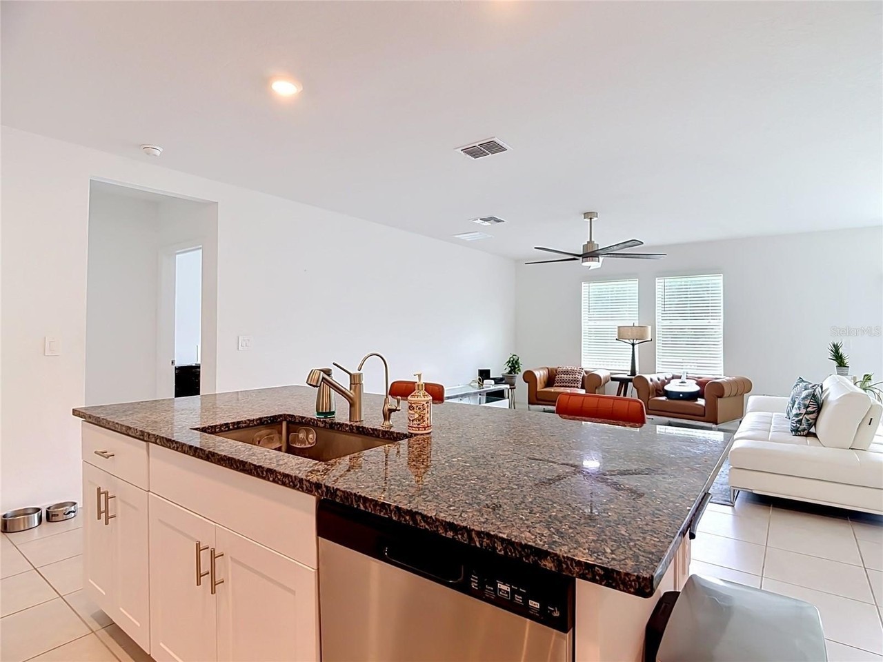 1633 Red Loop - Photo 7 of 50