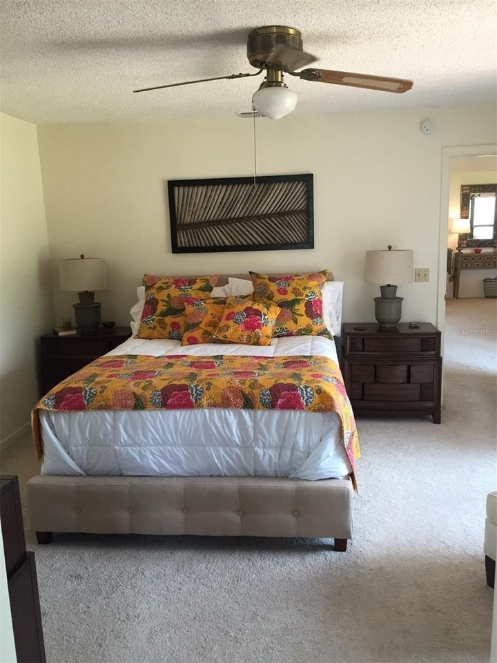 8103 N Ibiza Ct - Photo 6 of 16