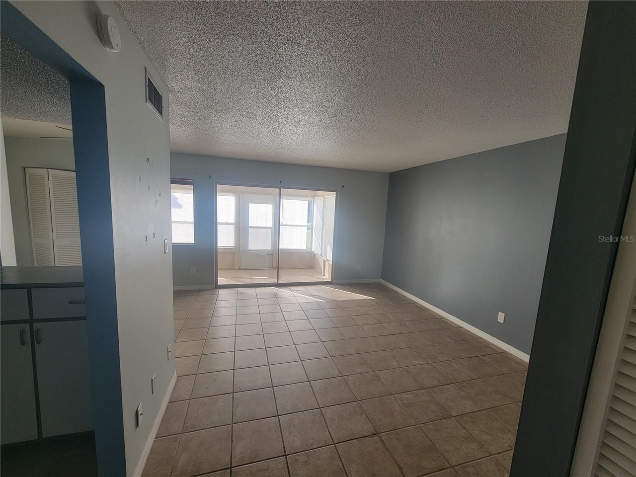 561 Fairways Dr #A - Photo 3 of 6