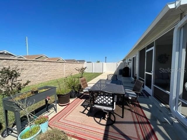 4894 Brock Ct - Photo 5 of 35
