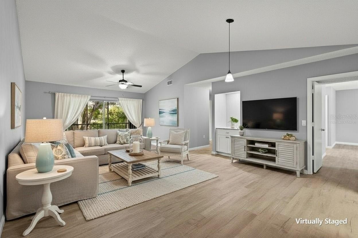 270 Promenade Dr - Photo 2 of 37