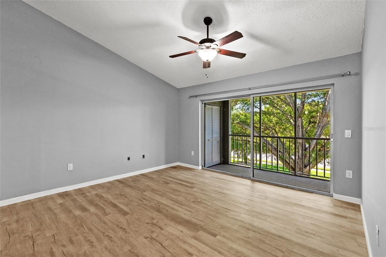 270 Promenade Dr - Photo 7 of 37