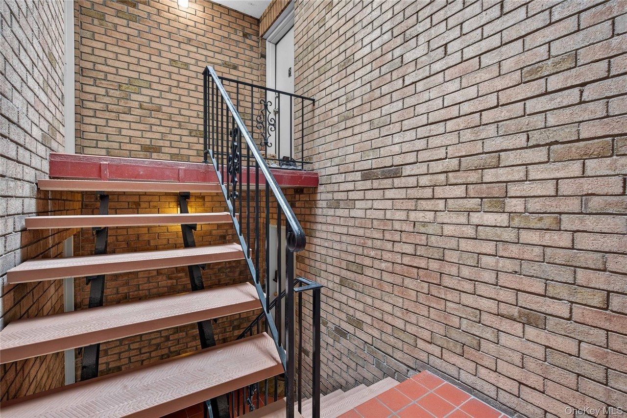 20 Pierces Rd #30 - Photo 2 of 21