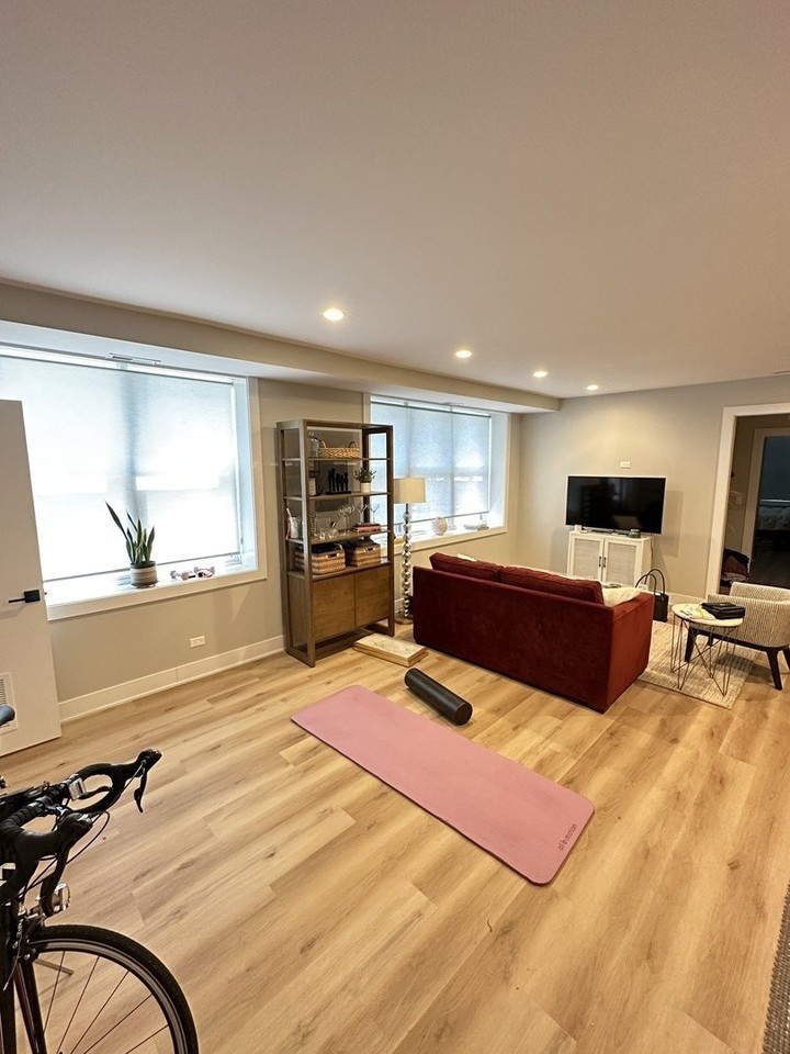 833 N Hoyne Ave #GS - Photo 2 of 16