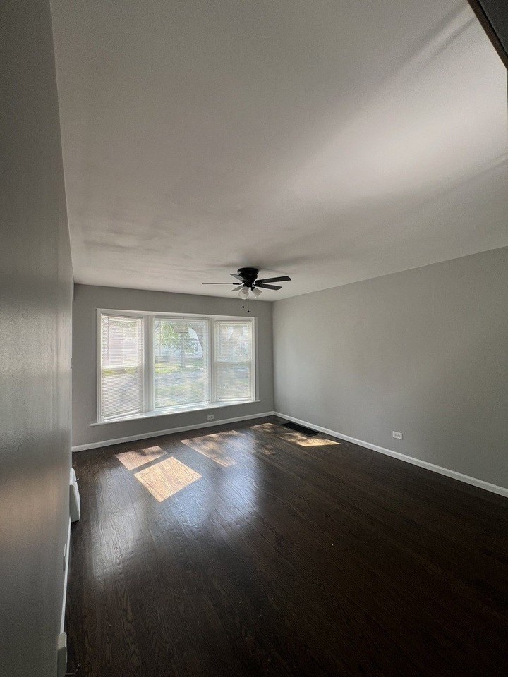 14931 Evers St - Photo 3 of 6