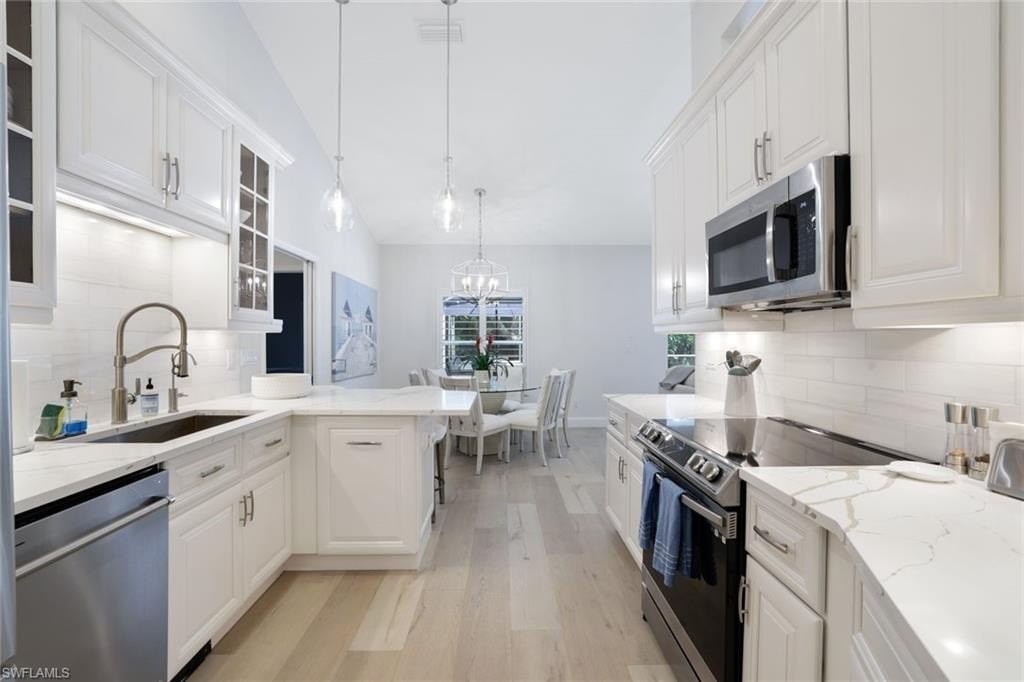 1507 Vintage Ln - Photo 4 of 44