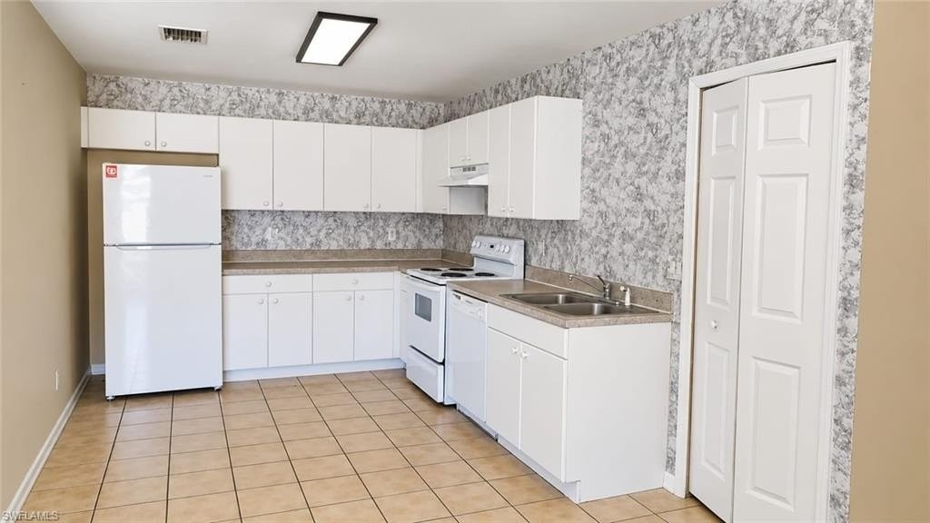 4602 28th St Sw - Photo 3 of 12