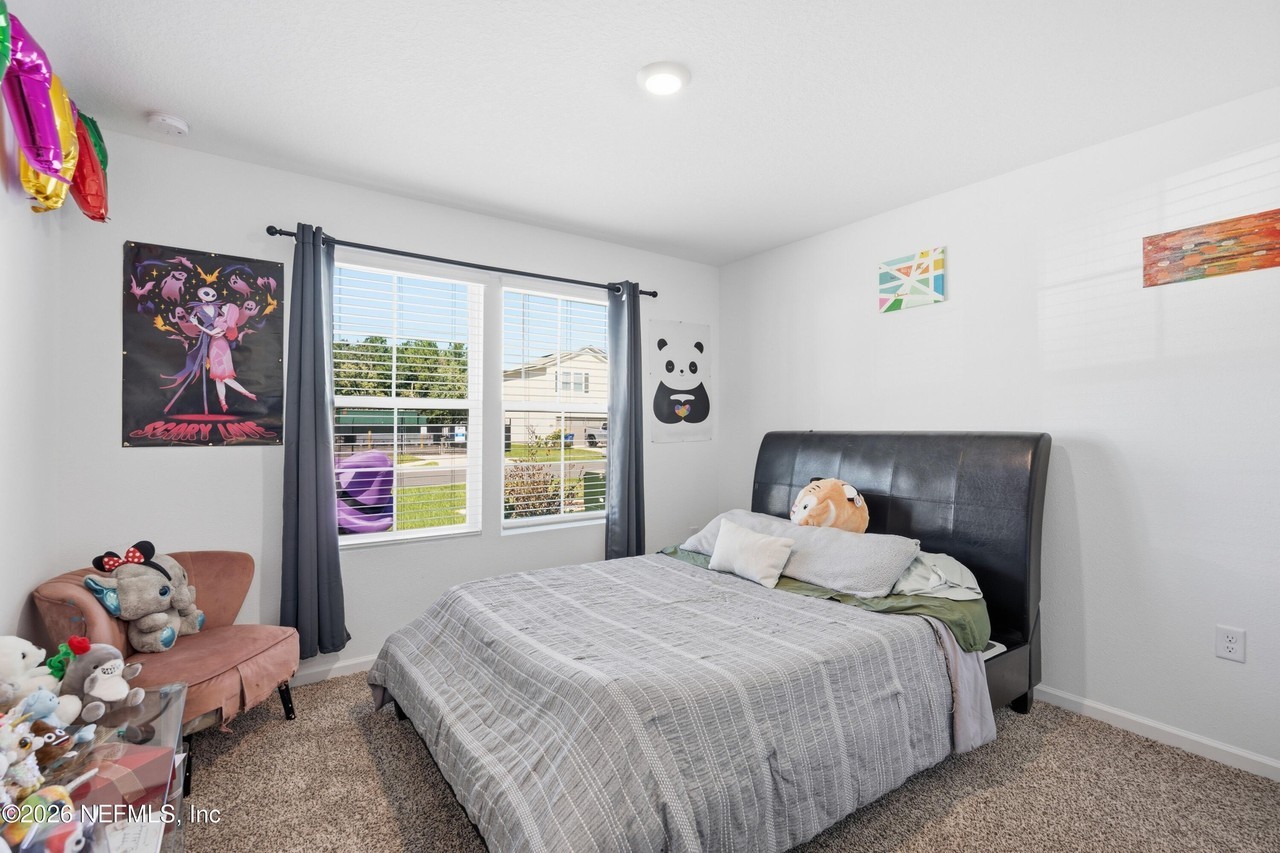 4356 Hemlock St - Photo 3 of 31