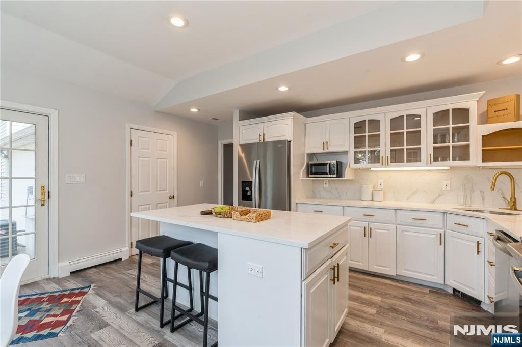 62 Valley Rd - Photo 6 of 33