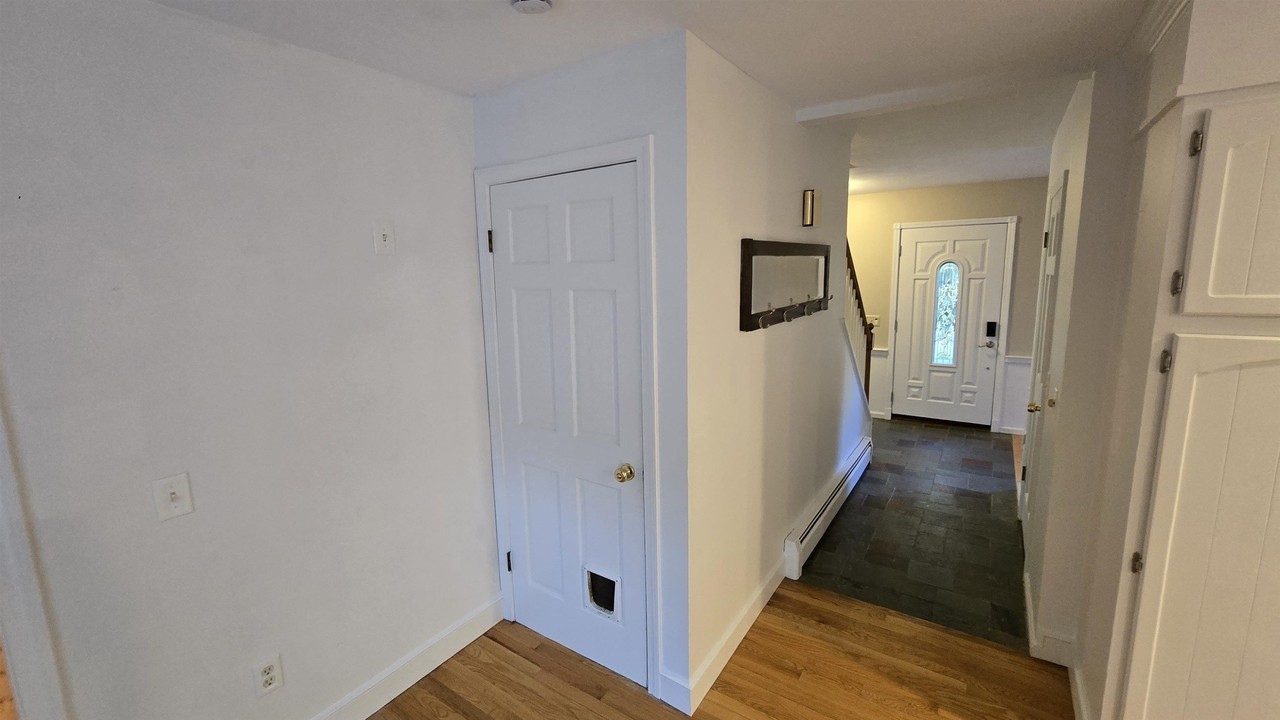 4 Huckleberry Ln - Photo 5 of 50