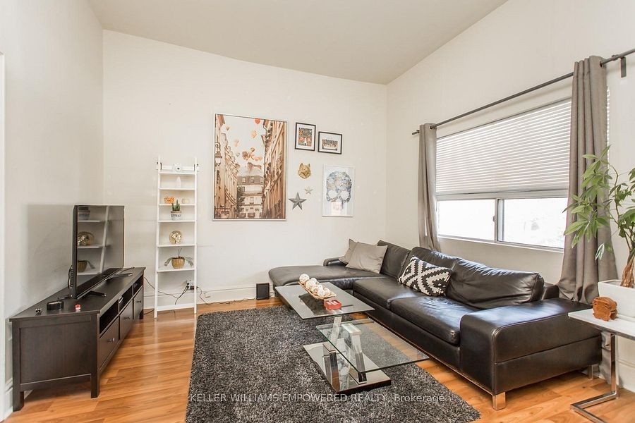 157 Argyle Street #3 - Photo 7 of 12