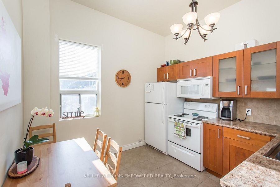 157 Argyle Street #3 - Photo 6 of 12