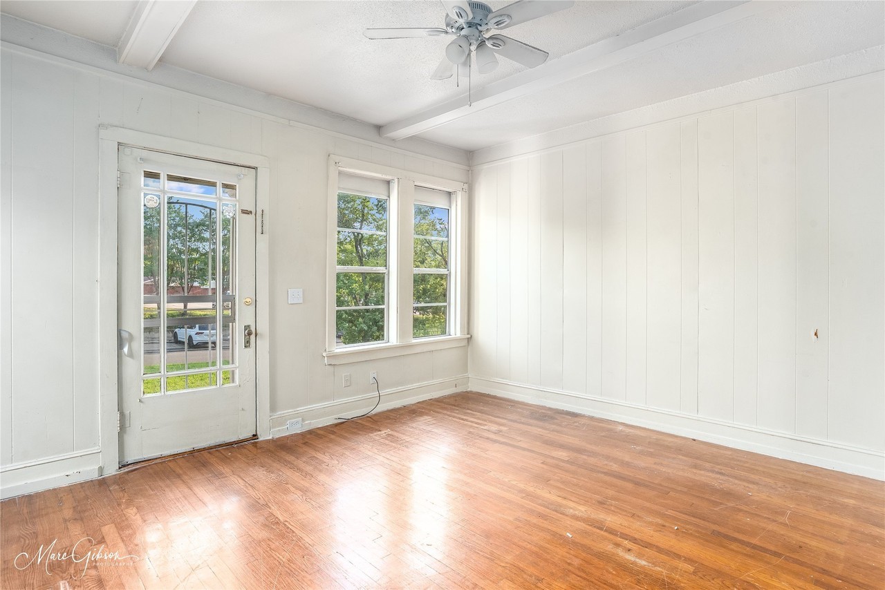 721 Gladstone Blvd - Photo 5 of 13