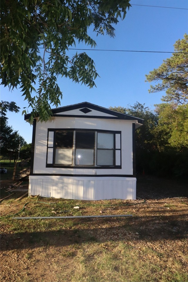 262 County Road 4852 - Photo 4 of 28