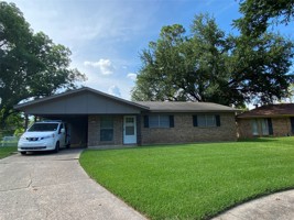 featured image of 1215 Ella Cir