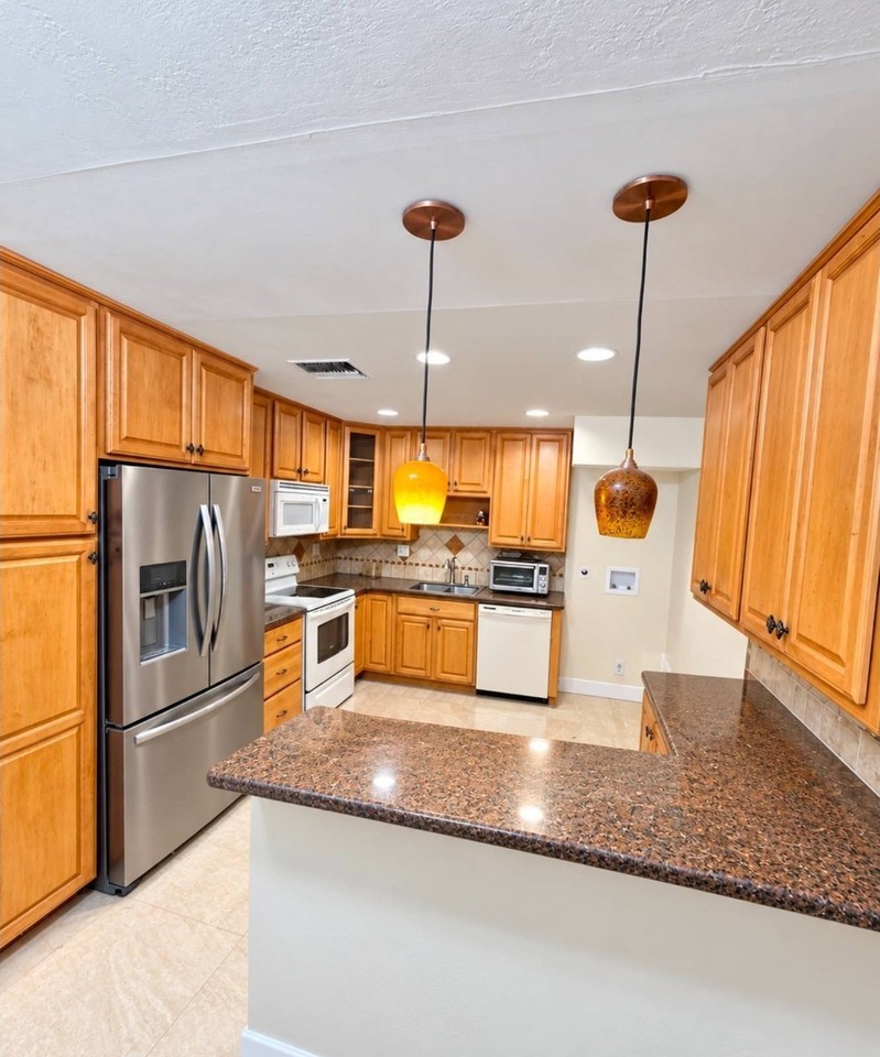 11171 Sw 62nd Ter - Photo 3 of 10