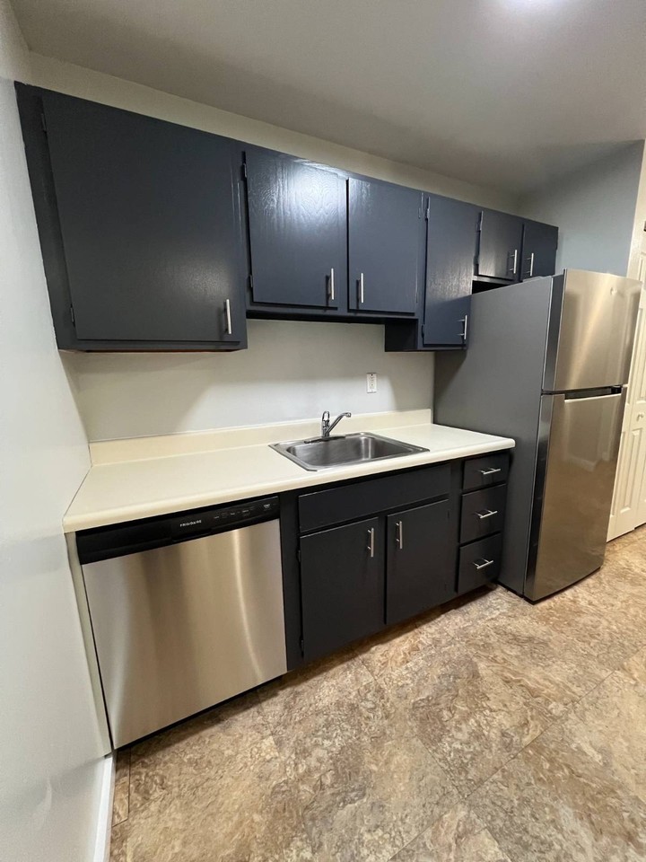 13 N College St #29 - Photo 2 of 8