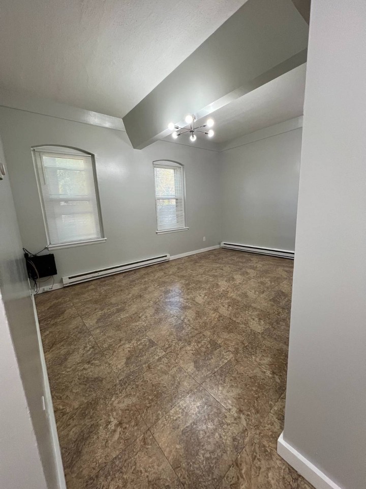 13 N College St #29 - Photo 4 of 8