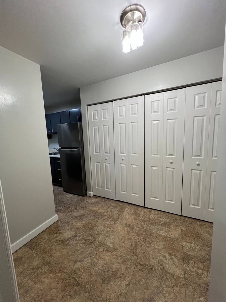 13 N College St #29 - Photo 5 of 8