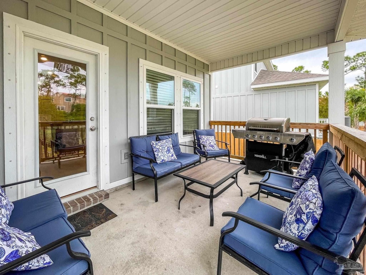 14350 Gardenglen Dr - Photo 4 of 32