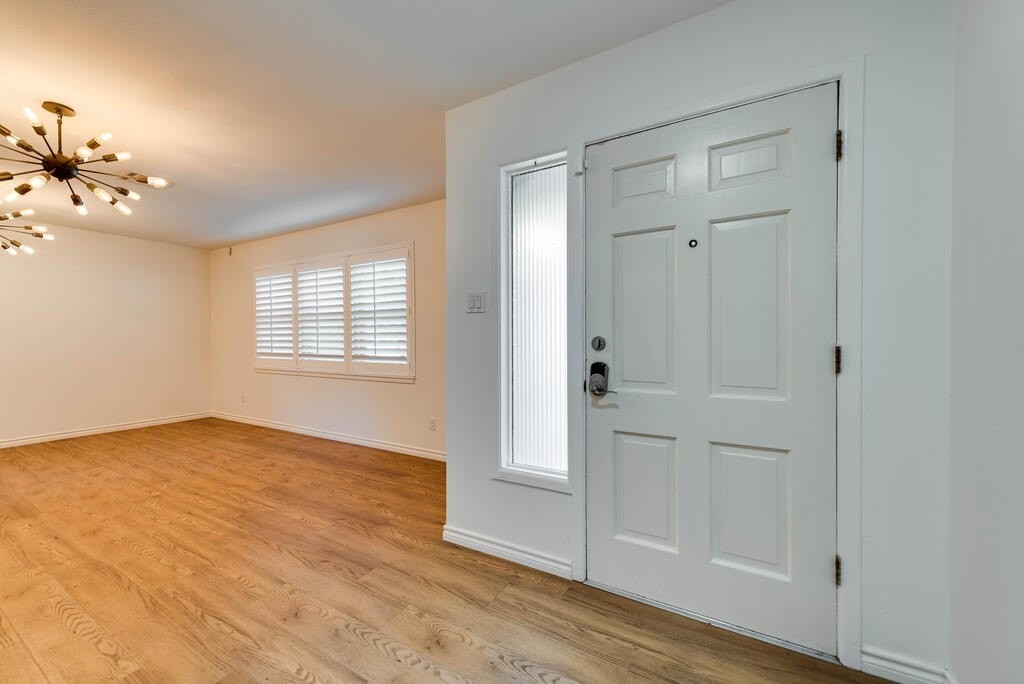 2507 Gulf Ave - Photo 2 of 29