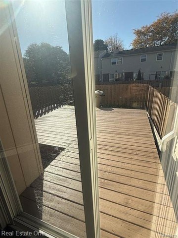 5191 Buckingham - Photo 5 of 15
