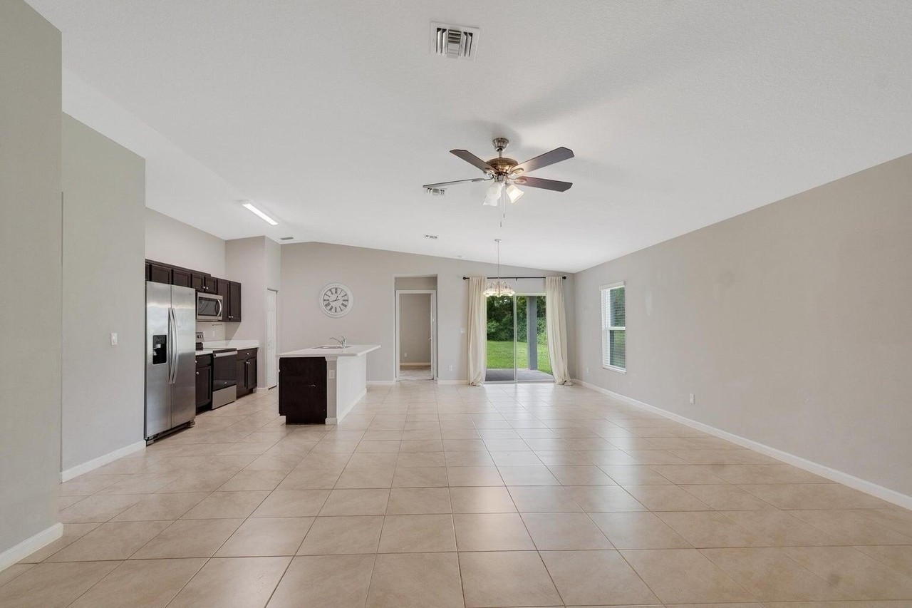 718 Ne Perch Ln - Photo 6 of 19