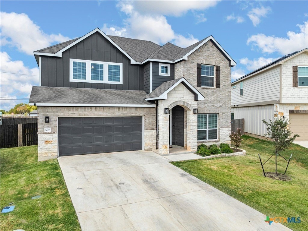 5026 Lassen Ln - Photo 3 of 42
