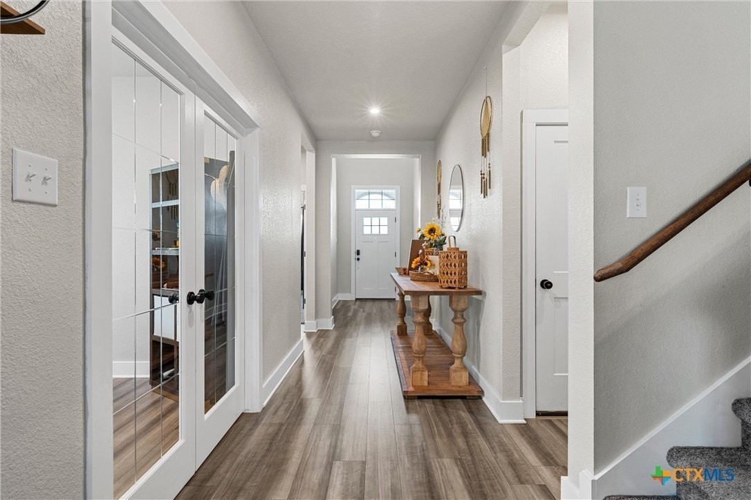 5026 Lassen Ln - Photo 4 of 42