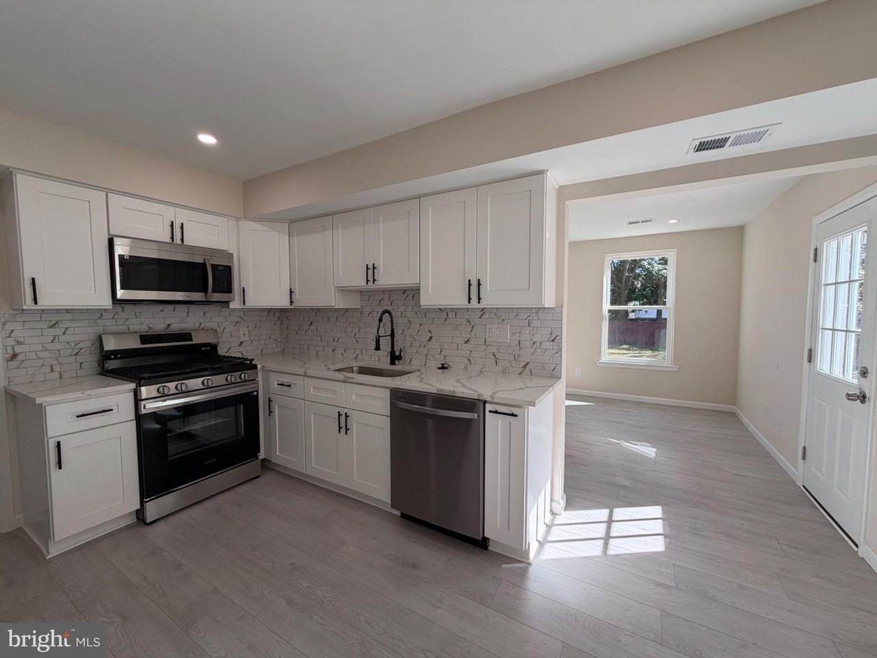 3009 Wistar Ct - Photo 5 of 22
