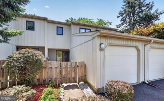 featured image of 1601 Seneca Run
