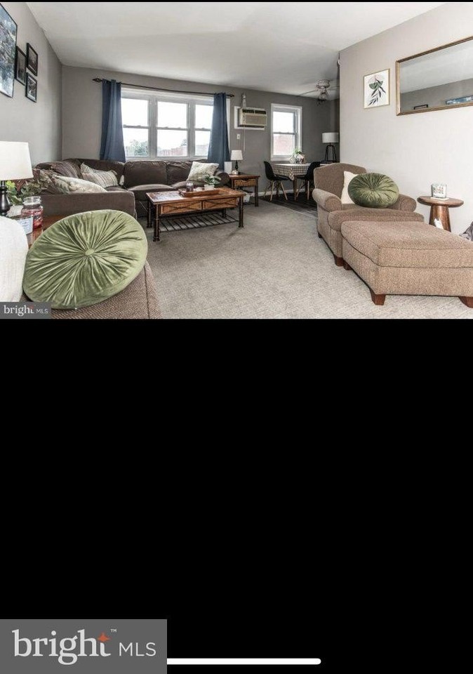 3998 Carteret Dr - Photo 5 of 28