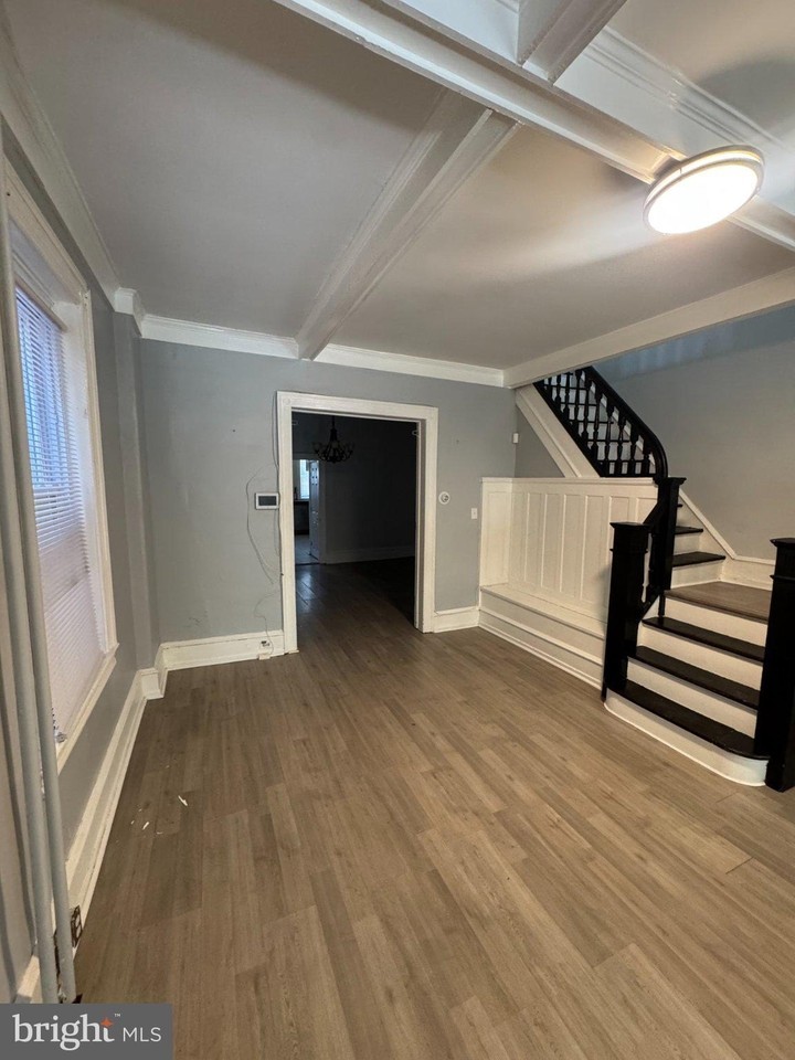 522 N 58th St - Photo 4 of 22
