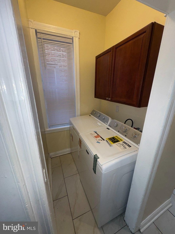 522 N 58th St - Photo 6 of 22
