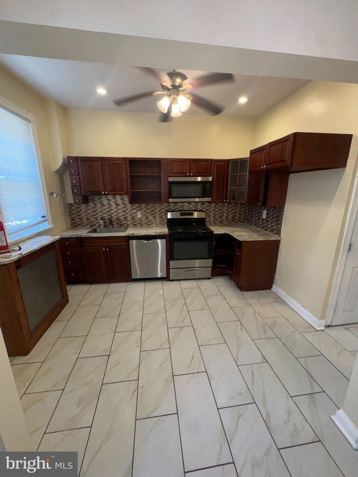 522 N 58th St - Photo 7 of 22