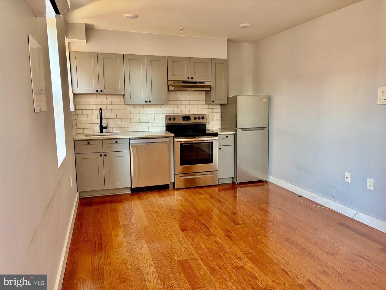 4508 Walnut St #304 - Photo 2 of 10