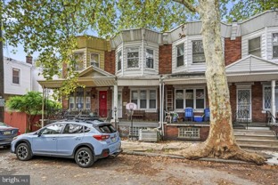 512 N Holly St - Photo 1 of 1