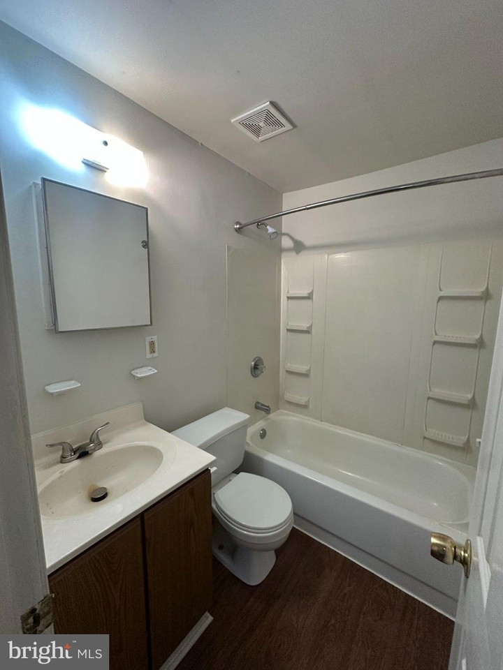 5306 Thompson Hill Rd - Photo 7 of 7