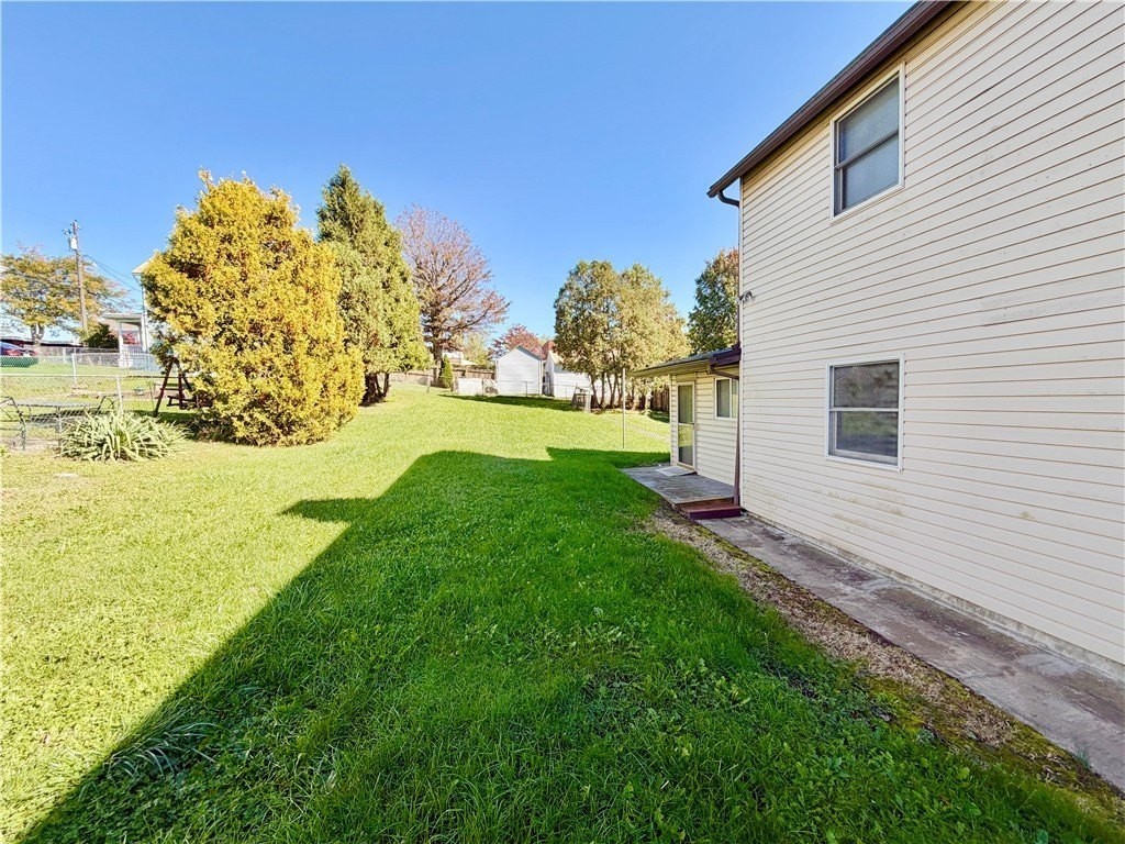 54 Euclid Ave - Photo 2 of 12