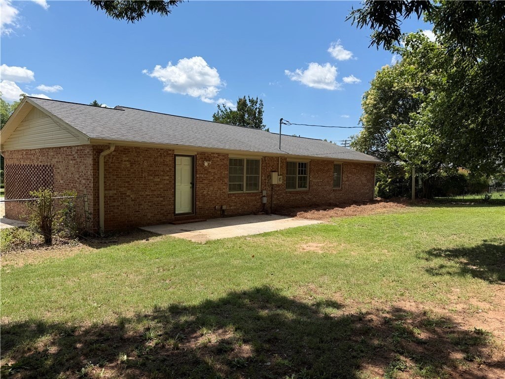1507 E Calhoun St - Photo 2 of 10