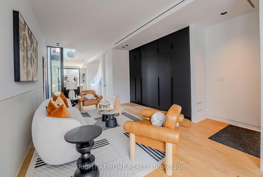 79 Northcote Avenue - Photo 5 of 48