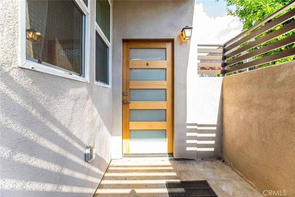 1045 Sonora Ave - Photo 4 of 27