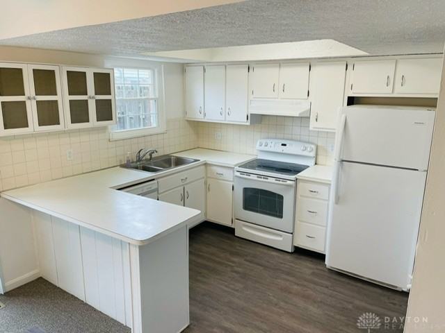 2219 Crew Cir - Photo 4 of 14
