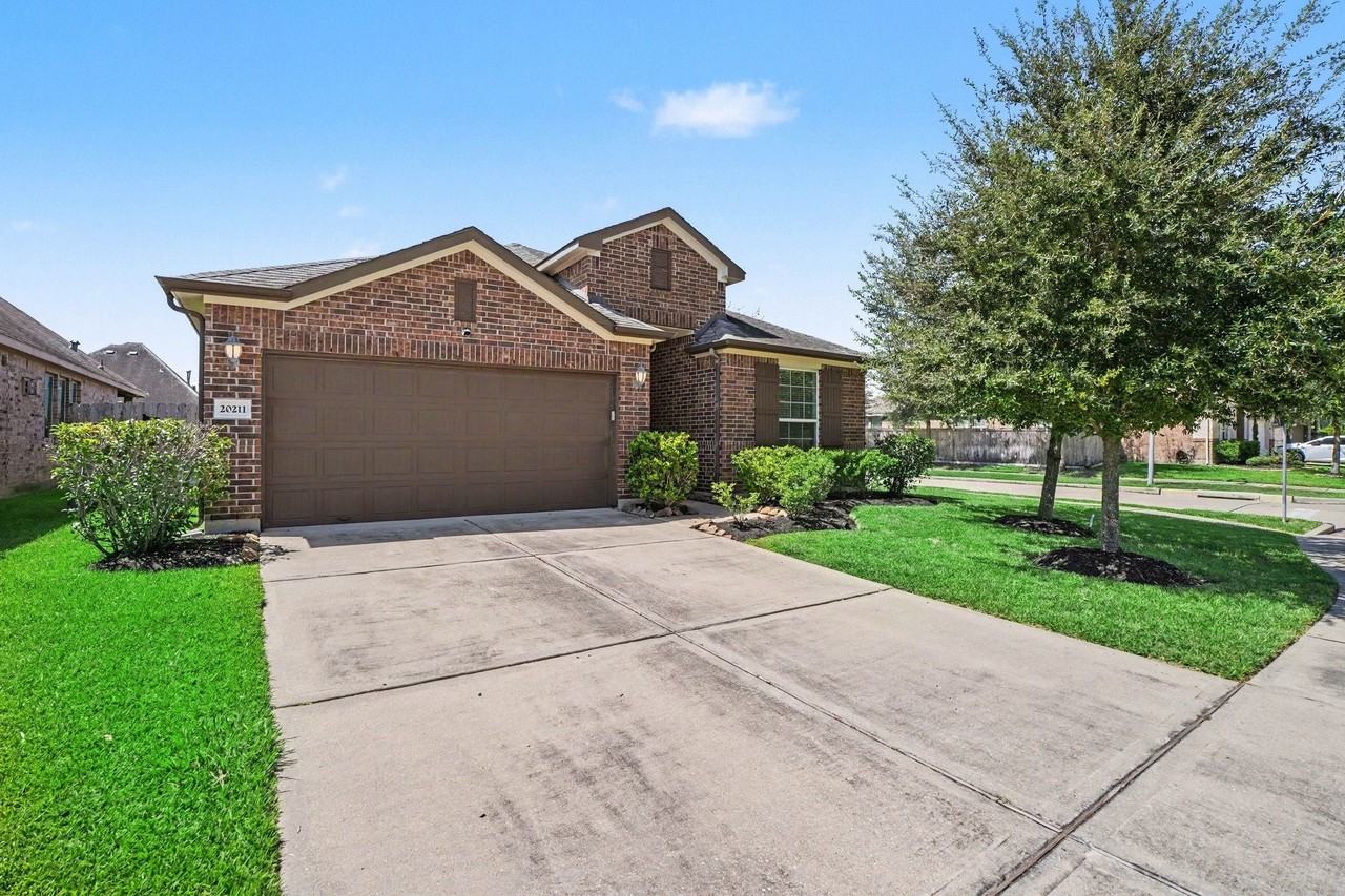 20211 Peralta Cliff Trl - Photo 4 of 33