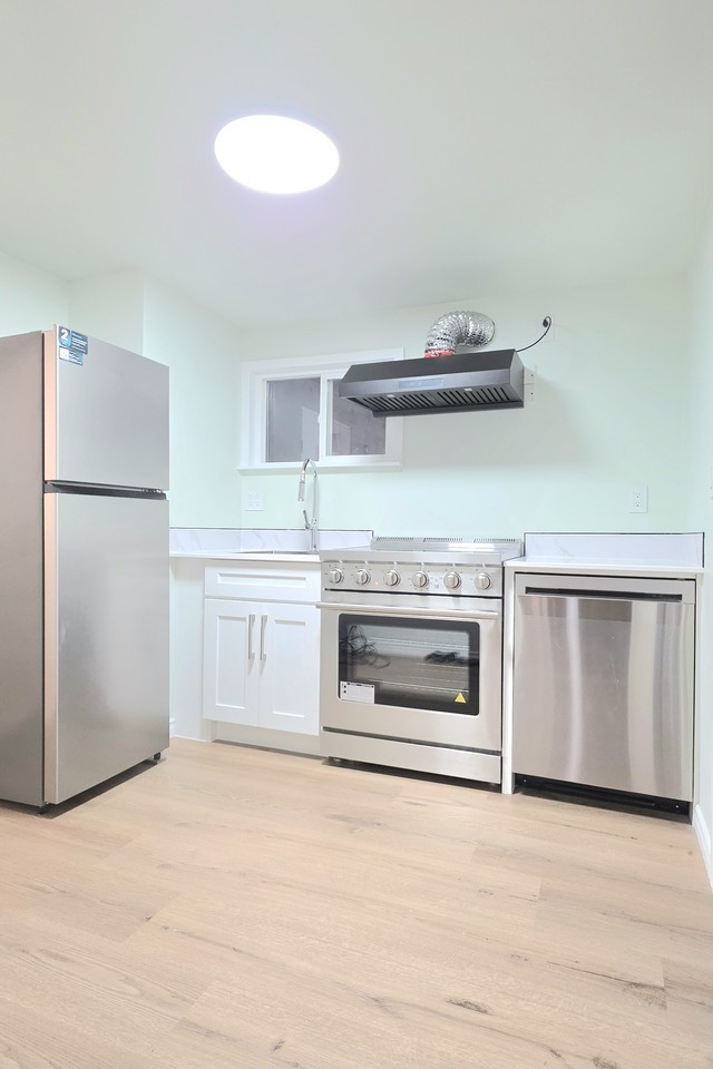 4742 Neville Street - Photo 4 of 18