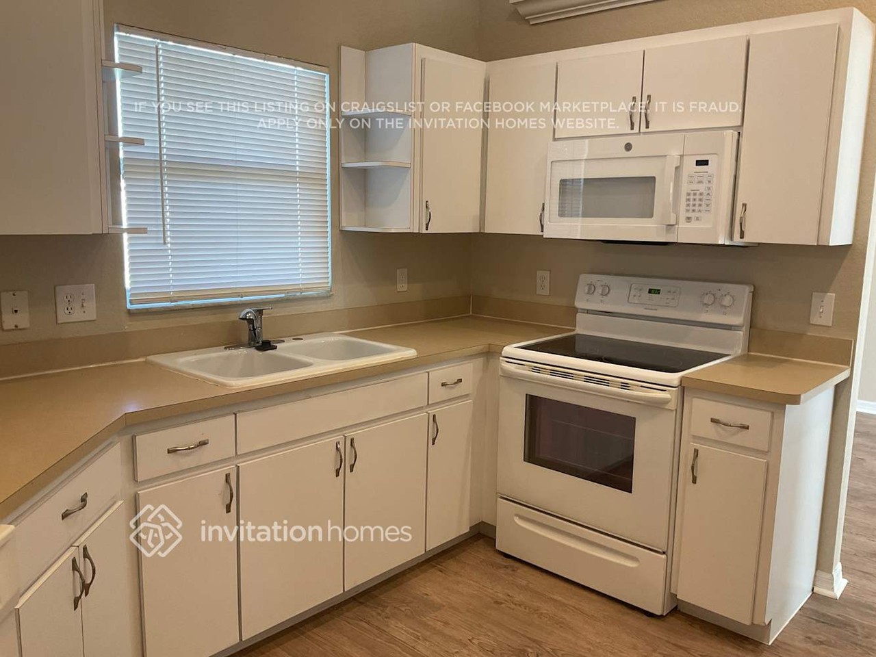 4331 Dinner Lake Blvd - Photo 7 of 18