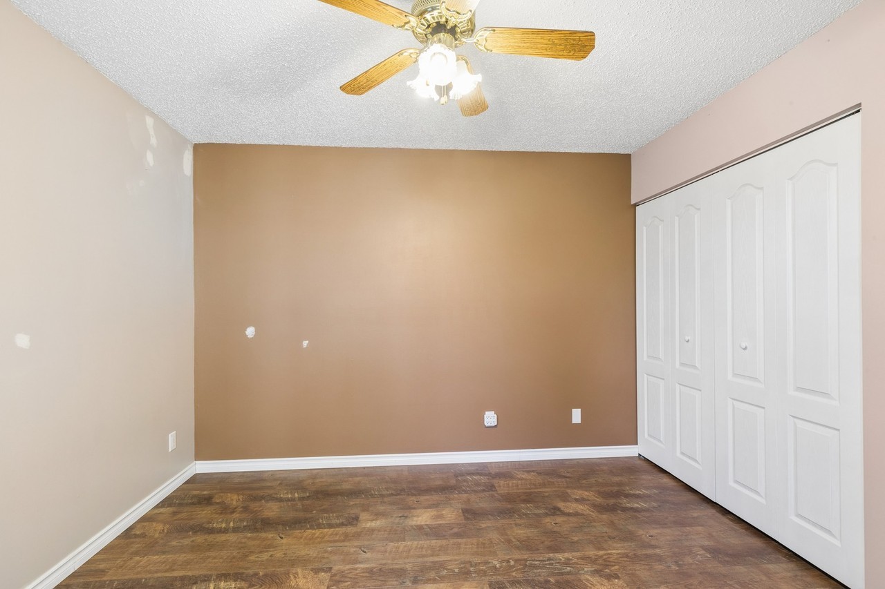 Tara Condominiums - Photo 3 of 29