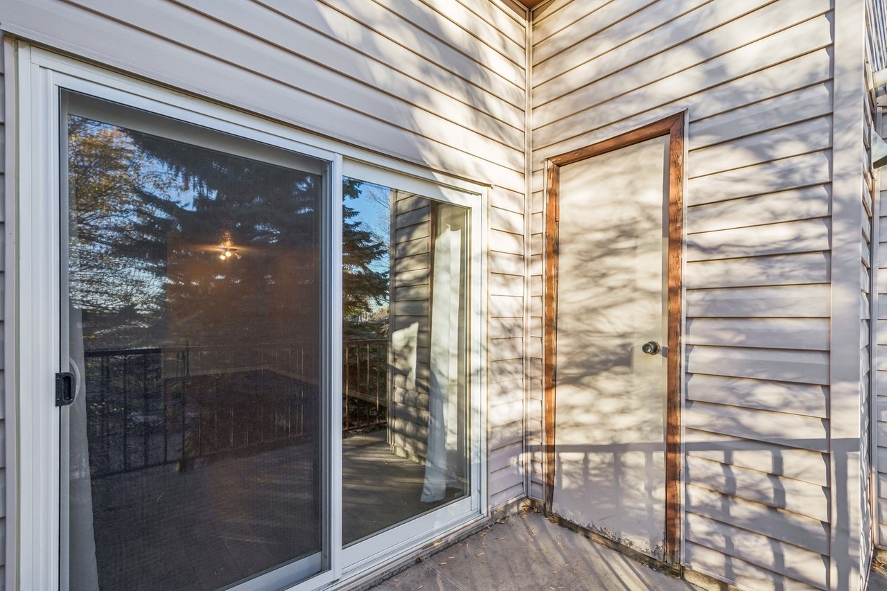 Tara Condominiums - Photo 6 of 29